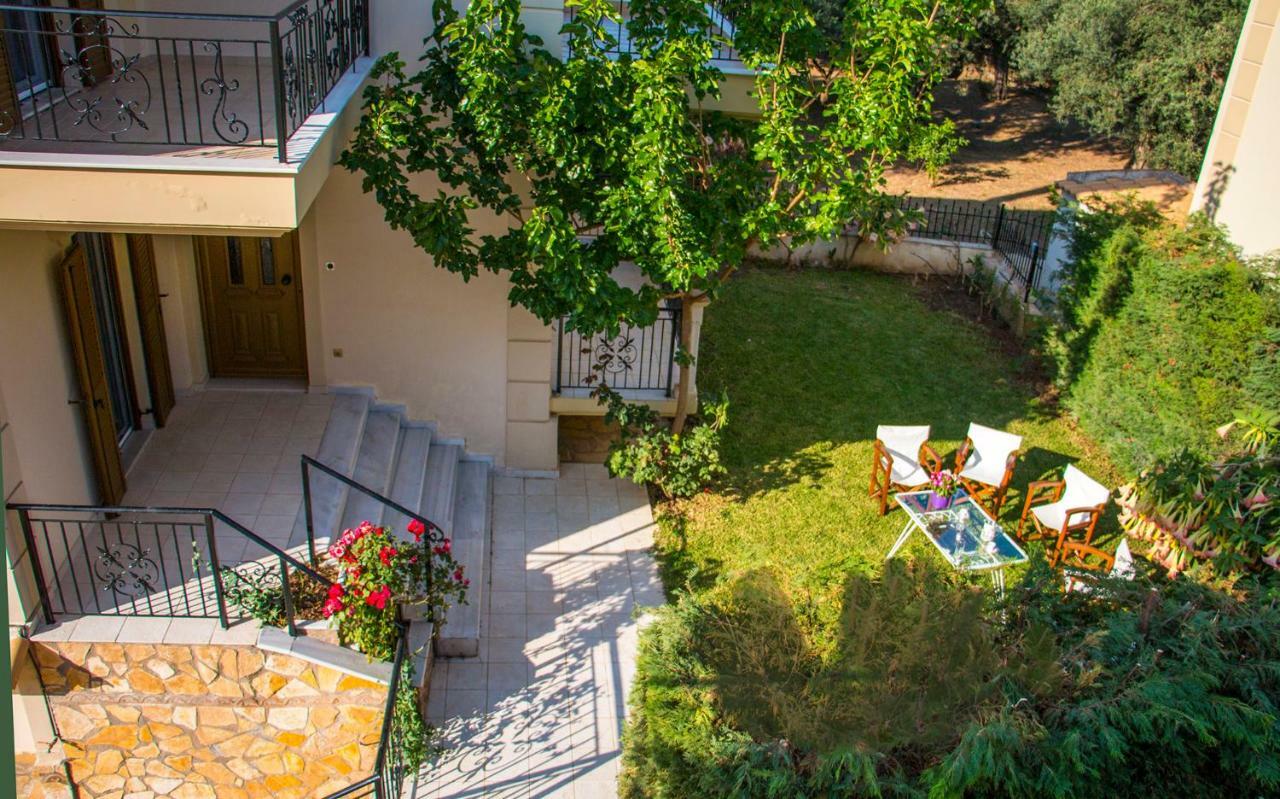 Maison Fleurs Diakopto Dış mekan fotoğraf
