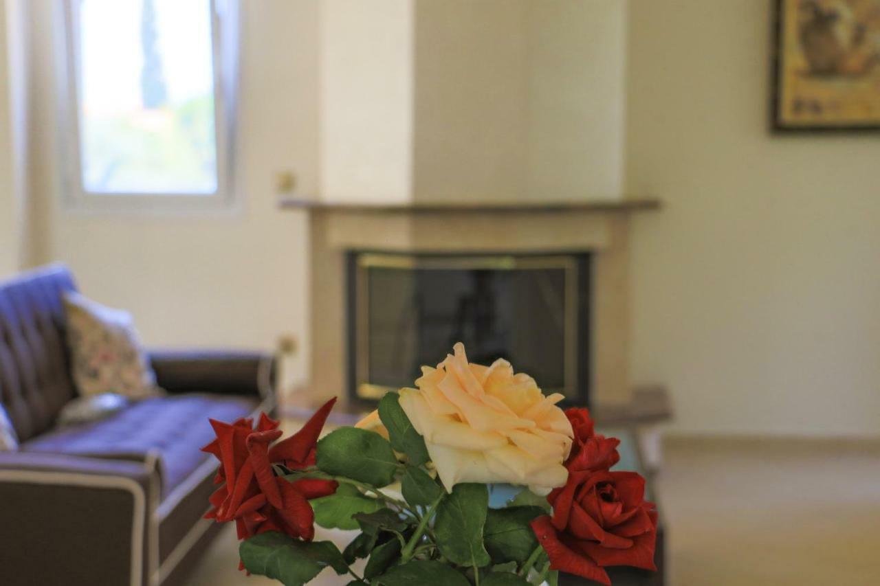 Maison Fleurs Diakopto Dış mekan fotoğraf